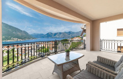 /c_images/thumb_3628872_2_1-exclusive-2-bdr-apartment-Dobrota-Kotor-2.jpg