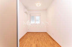 /c_images/thumb_3629597_4_wo-bedroom-apartment-for-rent-podgorica-stari-aerodrom-5.jpg
