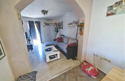 /c_images/thumb_3629908_4_a_s_dva_odvojena_apartmana_na_dobroj_lokaciji_prodaja_31.jpg