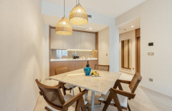 /c_images/thumb_3630939_4_om-apartment-within-the-Hyatt-Regency-5-hotel-resort-min.jpg