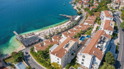 /c_images/thumb_3630956_1_droom-palazzo-style-villa-on-the-first-line-to-the-sea-1.jpg