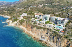 /c_images/thumb_3630976_1_wo-bedroom-apartment-in-a-complex-with-private-beach-min.jpg