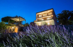 /c_images/thumb_3633092_2_property_image_1iozkouzaf_20230729062707.jpg