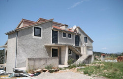 /c_images/thumb_3633167_2_property_image_1nvyedxcr1_20230729011151.jpg