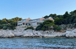 /c_images/thumb_3633176_1_property_image_1szcljntii_20230729123640.jpg