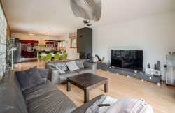 /c_images/thumb_3633205_2_property_image_1jw4nrfdvh_20230728114121.jpg