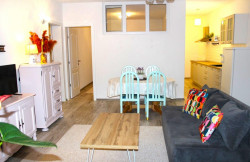 /c_images/thumb_3633608_1_property_image_1bfvtbtslw_20250201071601.jpg