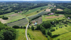 /c_images/thumb_3633651_3_property_image_1smluv09bn_20240830075517.jpg