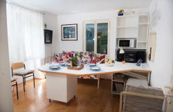 /c_images/thumb_3633678_3_property_image_1qq8atjeoh_20241009074113.jpg