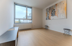 /c_images/thumb_3633719_4_property_image_1jtl5ujluq_20241113081654.jpg