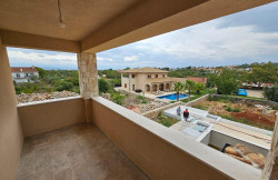 /c_images/thumb_3633727_3_property_image_1kudkabs1r_20241114075037.jpg