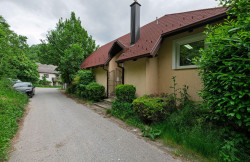 /c_images/thumb_3634270_2_property_image_1stpogonvq_20250521060038.jpg