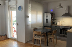 /c_images/thumb_3634308_3_property_image_1vf3nsclol_20250620120031.jpg