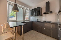 /c_images/thumb_3634333_3_property_image_1v4smbe3jy_20250711120653.jpg