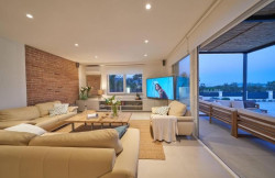 /c_images/thumb_3634387_3_property_image_1eky1hqtbk_20230729020740.jpg