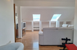 /c_images/thumb_3634406_3_property_image_19mvhtdijg_20250807120606.jpg