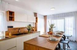/c_images/thumb_3634417_4_property_image_1xnihsyohl_20250811100530.jpg