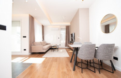 /c_images/thumb_3635701_2_-izdavanje-lux-luksuzan-two-bedroom-apartment-for-rent-1.jpg