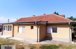 /c_images/thumb_3636631_1_atobrenovac-img-6v2dqafe52-suburban-home-under-clear-sky.jpg
