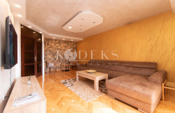 /c_images/thumb_3641768_2_nje-three-bedroom-apartment-for-rent-podgorica-zabjelo-2.jpg