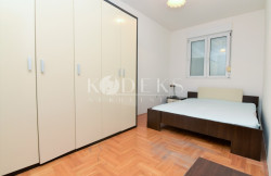 /c_images/thumb_3642650_2_jelo-ljubovic-one-bedroom-apartment-for-rent-podgorica-2.jpg