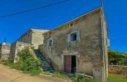 /c_images/thumb_3645650_3_810_visnjan-okolica-kamena-kuca-sa-zapocetom-renovacijom.jpg