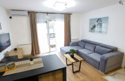 /c_images/thumb_3646355_1_apartmani-beograd-centar-apartman-sky-tesla-apartman8.jpeg