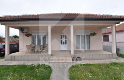 /c_images/thumb_3647128_1_11438_t8Ag_Izdavanje_Kuca_Podgorica.jpg