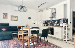 /c_images/thumb_3653595_3_30060_istra-plomin-luka-apartment-first-row-to-the-sea-6.jpg