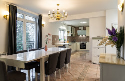 /c_images/thumb_3653771_1_property_image_1llahxlrpm_20230728104546.jpg