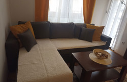 /c_images/thumb_3653803_1_apartmani-zlatibor-okolno-mesto-apartman-pahulja23.jpg