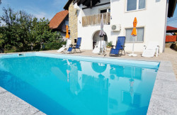 /c_images/thumb_3658954_1_apartmani-beograd-grocka-apartman-villa-bavaria15.jpg