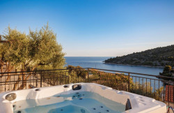 /c_images/thumb_3659819_1_property_image_1uchkrwa99_20250923020607.jpg