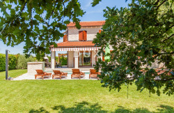 /c_images/thumb_3660647_1_1758827592_croatia-istria-real-estate-for-sale-678.jpg