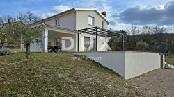 /c_images/thumb_3663990_2_1740931303_croatia-istria-real-estate-for-sale-321.jpg