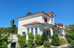 /c_images/thumb_3666224_3_-roskoshnaya-villa-s-bassejnom-v-radovichah-lushticza-03.jpg