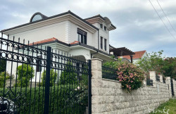 /c_images/thumb_3666224_4_-roskoshnaya-villa-s-bassejnom-v-radovichah-lushticza-04.jpg