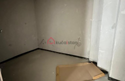 /c_images/thumb_3667298_3_8-agency-kucaistandoo-img-uvt4cckb37-img-20251001-wa0001.jpg