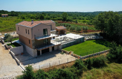 /c_images/thumb_3668612_3_1759686803_croatia-istria-real-estate-for-sale-559.jpg
