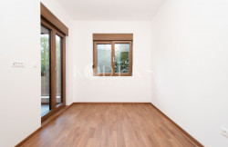 /c_images/thumb_3670410_4_ne-bedroom-apartment-for-rent-podgorica-vezirov-most-5-1.jpg