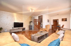 /c_images/thumb_3670574_1_3640_HVGE_Izdavanje_Stan_Podgorica.jpg