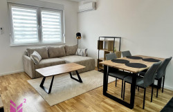 /c_images/thumb_3671425_1_n-image-site-8-agency-m2kvadrat-img-fqeqx8brgr-img-5541.jpeg