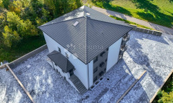 /c_images/thumb_3673181_4_1760017664_dji_20251006153107_0007_d.jpg
