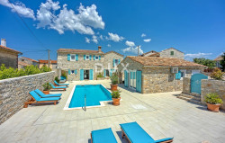 /c_images/thumb_3678155_2_1760639311_croatia-istria-real-estate-for-sale-568.jpg