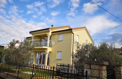 /c_images/thumb_3678430_1_1760612494_kuca-sveti-vid-miholjice-250.jpg