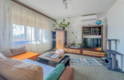 /c_images/thumb_3678855_3_60706107_zona-buie-casa-indipendente-con-ampio-cortile-2.jpg