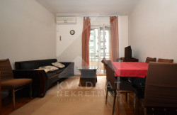 /c_images/thumb_3683363_1_11277_vaFH_Izdavanje_Stan_Podgorica.jpg