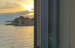 /c_images/thumb_3683560_3_-line-sveti-stefan-budva-montenegro-www.adriastone.com_7.jpg