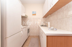 /c_images/thumb_3688895_4_one-bedroom-apartment-for-rent-studio-two-three-arenda-5.jpg