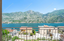/c_images/thumb_3698852_2_-dom-s-panoramnym-vidom-na-zaliv-i-staryj-gorod-kotor-02.jpg